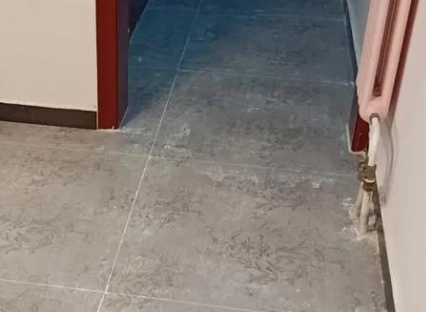 纳溪瓷砖空鼓维修公司分享下纳溪地砖空鼓了怎么办